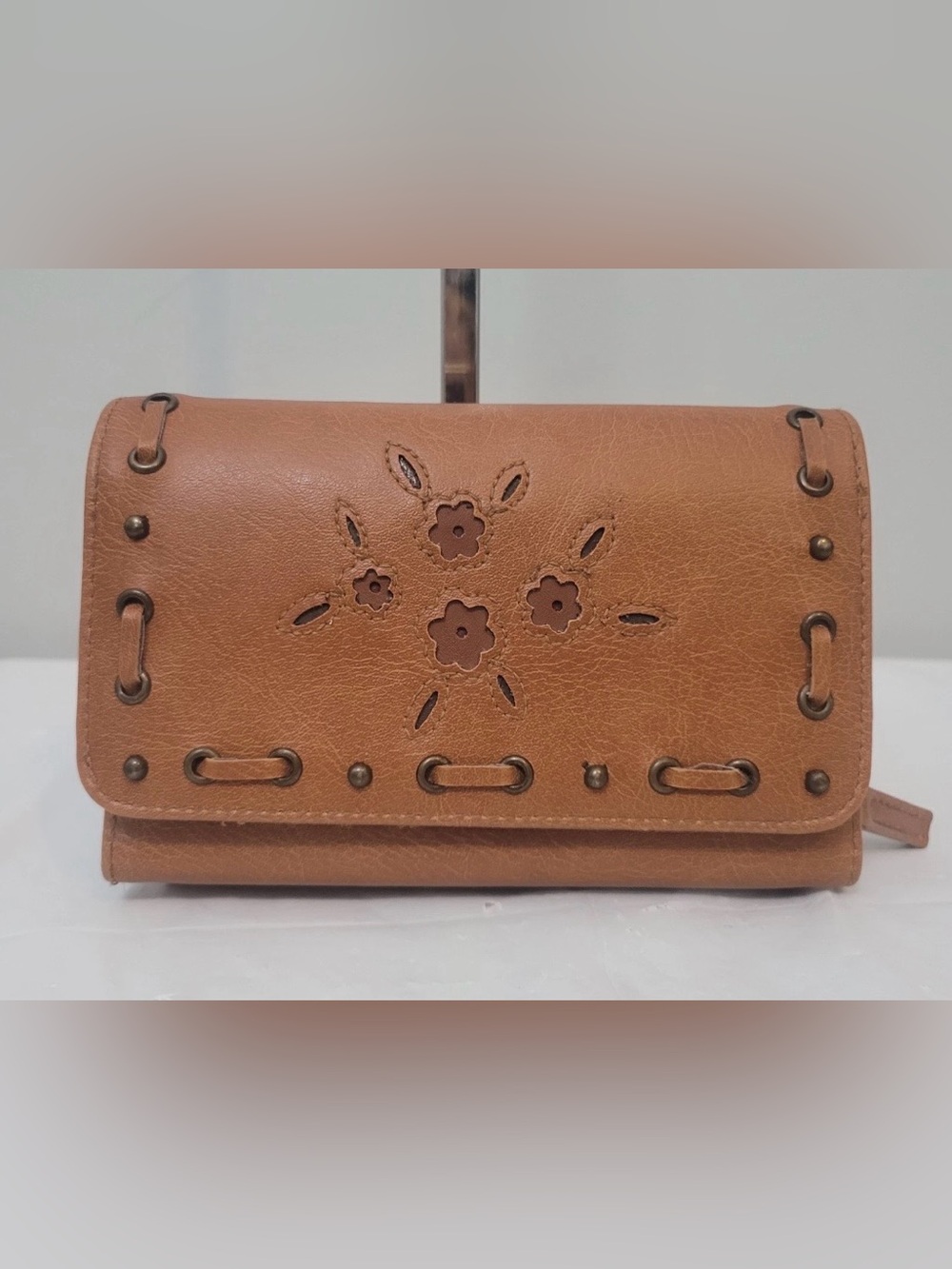 Western Brown Faux Leather Floral Studded Bifold Compact Wallet Organizer